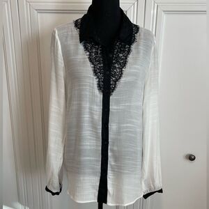 Nicole Miller White Blouse with Black Lace size large